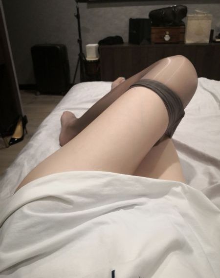 苹果范冰冰梁佳辉在线视频_蓝光迅雷电影在线