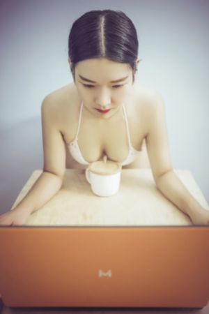 凛音桃花在线观看_免费手机观看