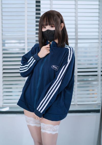 老卫抱着淑蓉进房间第八集视频_720高清完整版