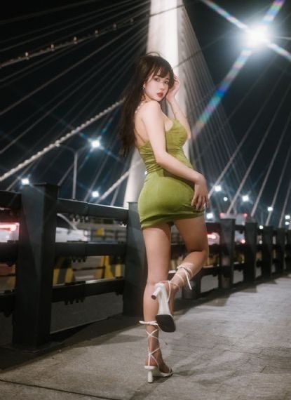 韩国美女免费视频高清观看_BD英语HD在线观看