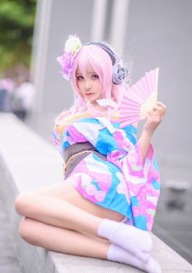 从天而降的女子_1080HD高清在线观看